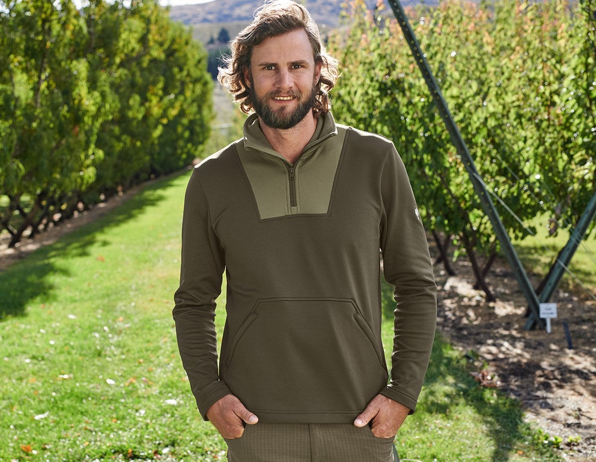 Main action image Functional-troyer thermo stretch e.s.concrete mudgreen/stipagreen