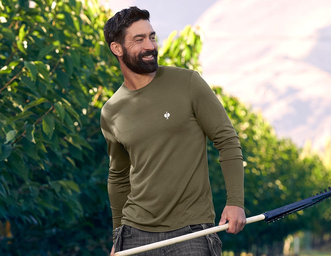 Main action image Modal-Longsleeve e.s.concrete mudgreen