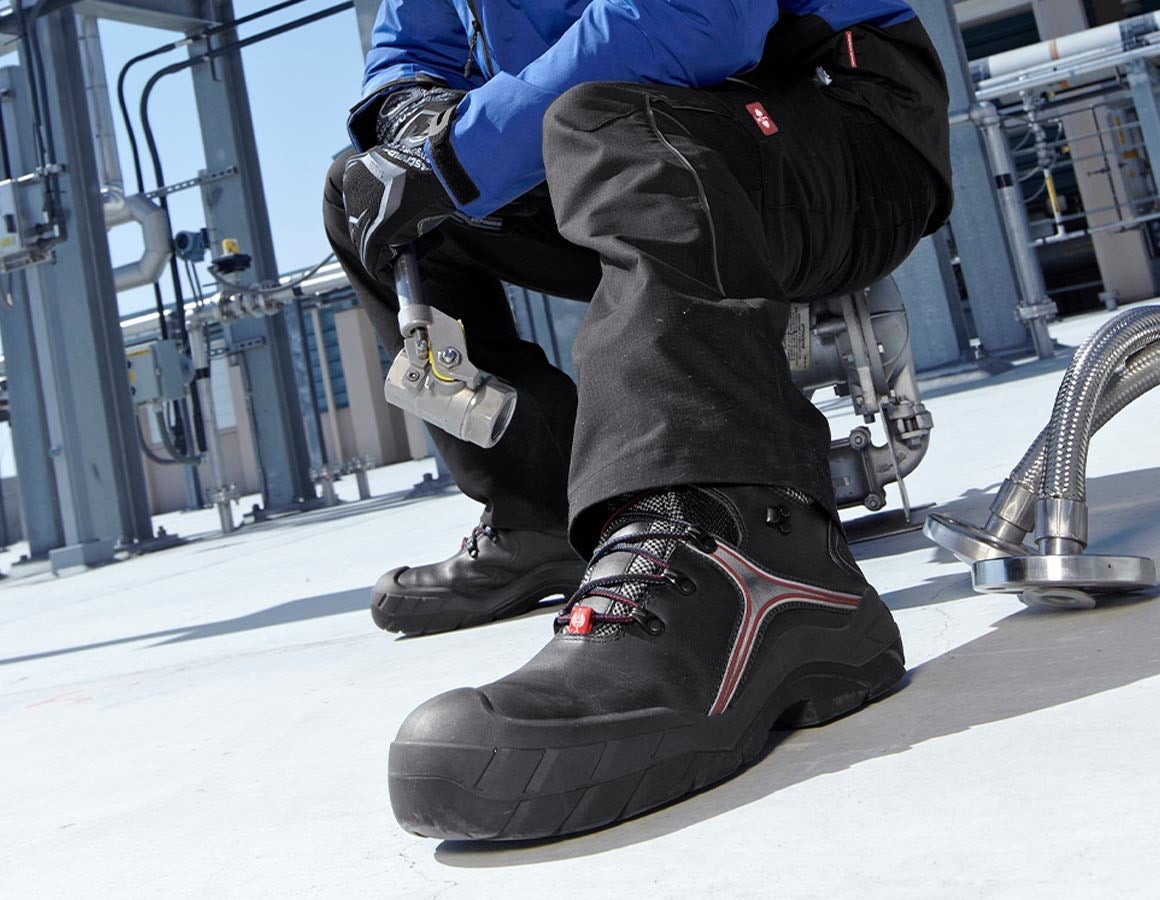 Additional image 1 S7 Safety boots e.s. Pollux high black/red