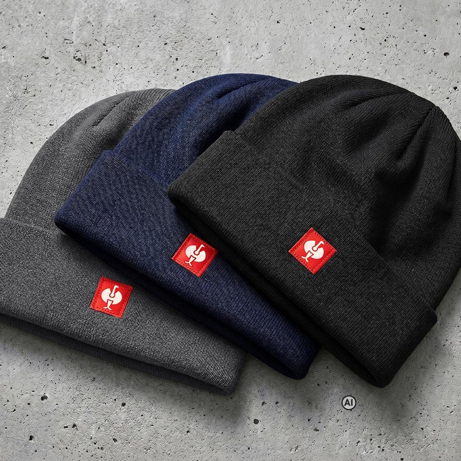 Detailed image Knitted hat e.s.line.core black - AI generated / modified